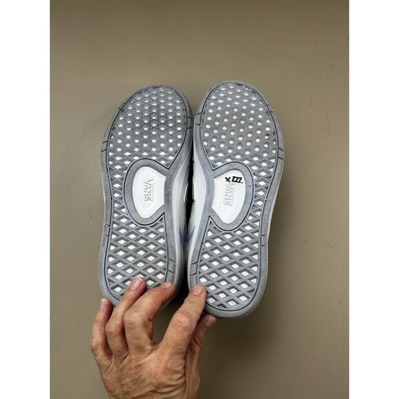 Vans Lowland ComfyCush Sneakers Women 11 Mens 9.5 White Rose Lace-Up Shoe 721356 - Picture 14 of 14